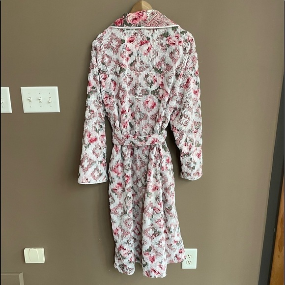 Vintage Victoria’s Secret Floral Belted Robe in White Pink Size‎ O/S - Picture 4 of 6
